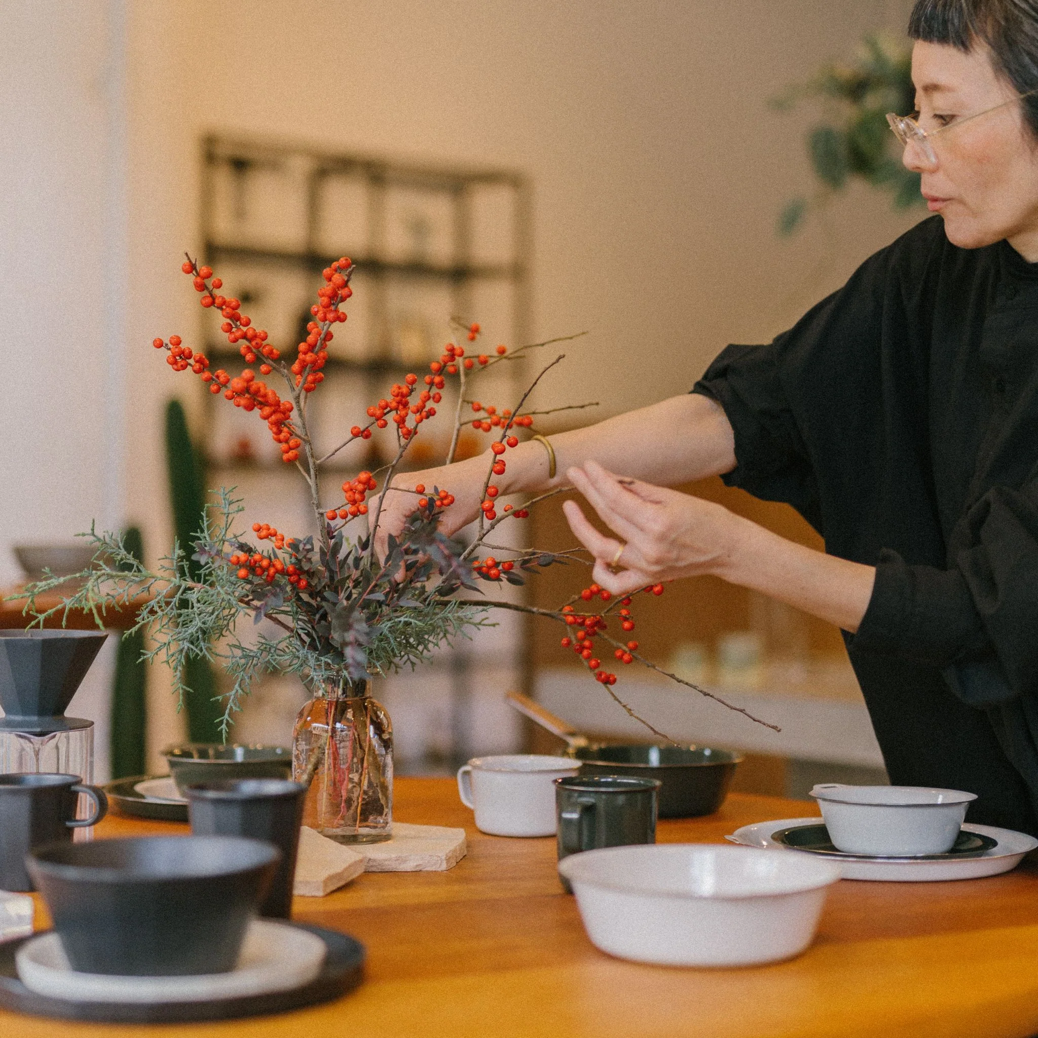 KINTO x Hanaya Floral Works: A Valentine’s Day Workshop in Los Angeles - Image 2